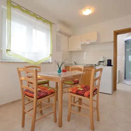 Apartment Seline 아파트 셀리네