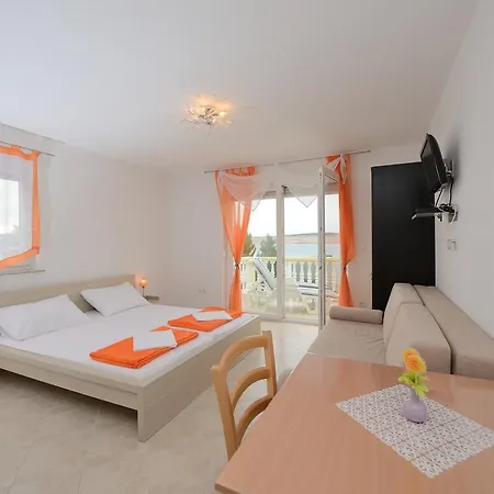 Apartment Seline 아파트