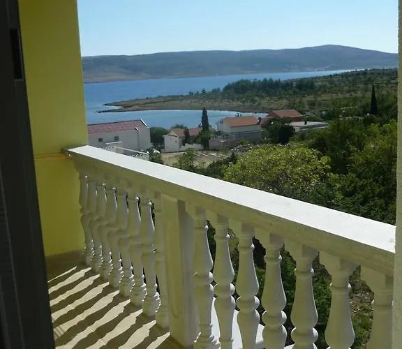 Apartment Seline شقة